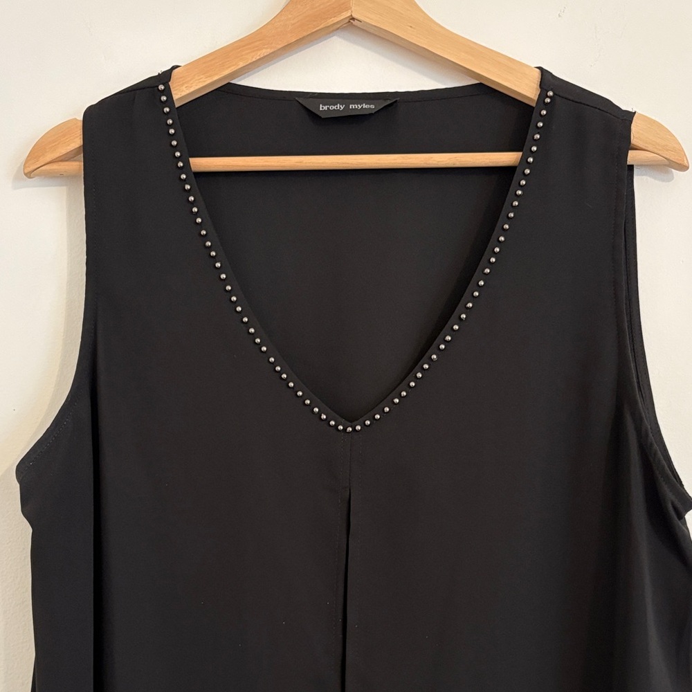 Black Embellished Sleeveless Blouse